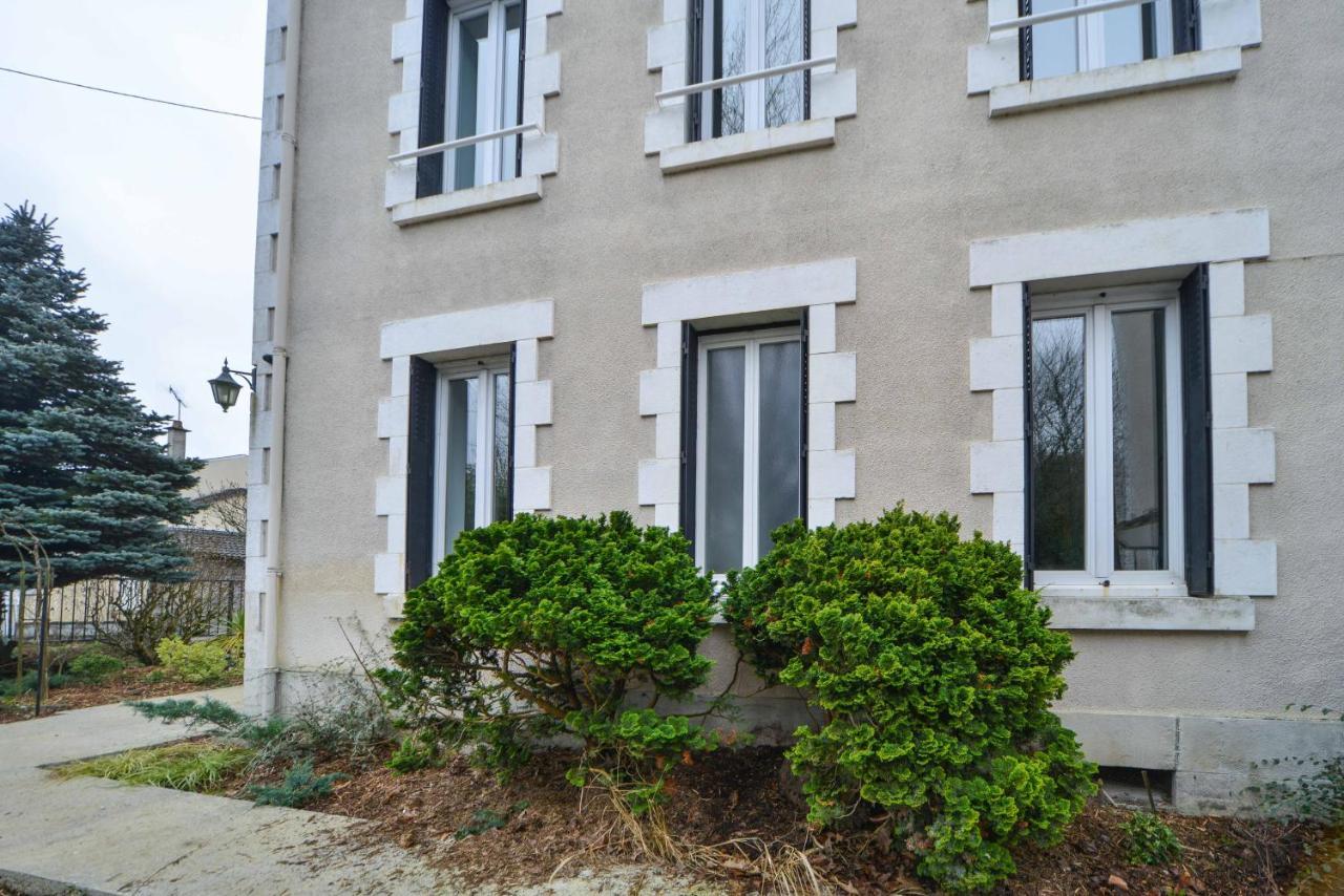 Maison By Logis - Appartement T4 - La Maison D'Hestia Вьерзон Экстерьер фото